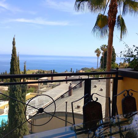 Taormina Seaview Apartment - Taormina Holidays Eksteriør billede